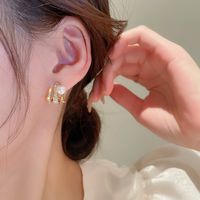 Fashion Geometric Copper Pearl Zircon Ear Studs 1 Pair main image 3