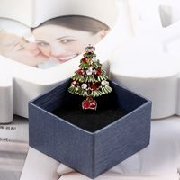 Fashion Christmas Tree Alloy Plating Hollow Out Inlay Rhinestones Women's Brooches main image 4
