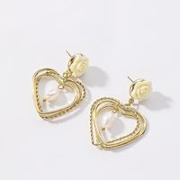 Fashion Heart Shape Alloy Plating Artificial Pearls Women's Drop Earrings 1 Piece main image 4