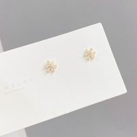 Fashion Star Flower Copper Inlay Zircon Ear Studs 3 Pairs main image 4