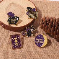 Fashion Cartoon Character Letter Alloy Stoving Varnish Unisex Brooches main image 2