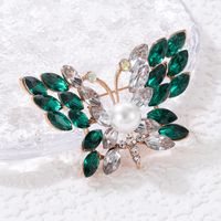 Fashion Butterfly Alloy Inlay Rhinestones Women's Brooches main image 2