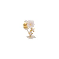 Fashion Flower Brass Plating Zircon Ear Studs 1 Piece main image 3