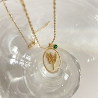 Glass Shell Copper Retro Plating Inlay Flower Shell Zircon Pendant Necklace sku image 3