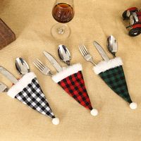 Christmas Fashion Christmas Hat Plaid Cloth Party Tableware Set 1 Piece main image 1