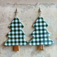 Lindo Árbol De Navidad Pan De Jengibre Arílico Mujeres Aretes 1 Par sku image 7