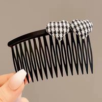 Retro Geometric Stripe Arylic Pom Poms Hair Combs sku image 1