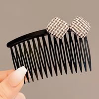 Retro Geometric Stripe Arylic Pom Poms Hair Combs sku image 5