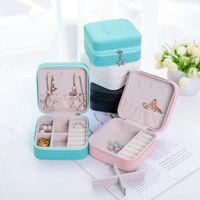 Simple Style Solid Color Flannel Jewelry Boxes 1 Piece main image 1