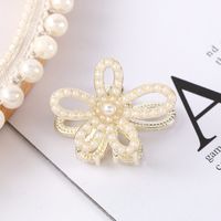 Fashion Heart Shape Bow Knot Metal Plating Artificial Pearls Hair Claws 1 Piece sku image 32