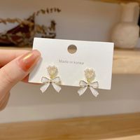 1 Pair Retro Heart Shape Flower Alloy Plating Artificial Pearls Rhinestones Women's Drop Earrings sku image 9