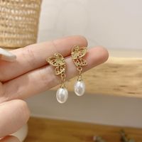 1 Pair Retro Heart Shape Flower Alloy Plating Artificial Pearls Rhinestones Women's Drop Earrings sku image 1