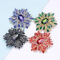 Fashion Flower Alloy Rhinestone Women's Brooches main image 6