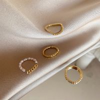 1 Piece Retro Round Metal Pearl Plating Inlay Zircon Gold Plated Women's Rings main image 3