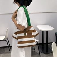 Women's Medium Spring&summer Canvas Stripe Cute Square Magnetic Buckle Handbag main image 2