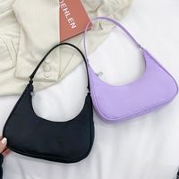 Women's Medium Nylon Solid Color Fashion Dumpling Shape Zipper Crossbody Bag main image 1