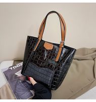 Women's Large All Seasons Pu Leather Solid Color Fashion Square Zipper Tote Bag sku image 1
