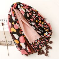 Women's Fashion Geometric Voile Polyester Winter Scarves main image 4