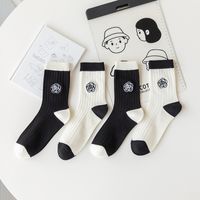 Women's Fashion Flower Cotton Crew Socks A Pair main image 3