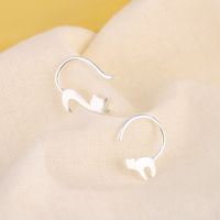 Style Simple Chat Le Cuivre Placage Boucles D'oreilles 1 Paire main image 3