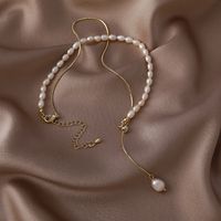 Einfacher Stil Runden Barocke Perlen Kupfer Perlen Halskette Mit Anhänger main image 4