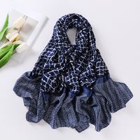 Women's Fashion Geometric Polyester Printing Winter Scarves main image 4