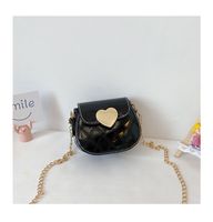 Girl's Medium Pu Leather Heart Shape Solid Color Fashion Flip Cover Crossbody Bag sku image 1