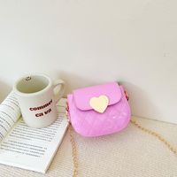 Girl's Medium Pu Leather Heart Shape Solid Color Fashion Flip Cover Crossbody Bag sku image 6