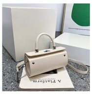 Women's Medium All Seasons Pu Leather Solid Color Fashion Square Lock Clasp Handbag sku image 1