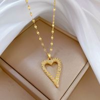 Fashion Heart Shape Stainless Steel Copper Plating Artificial Diamond Pendant Necklace main image 3