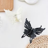 Retro Butterfly Plastic Resin Hair Claws 1 Piece main image 3