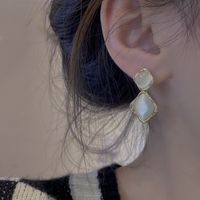 1 Pair Simple Style Flower Alloy Inlay Artificial Diamond Women's Ear Studs main image 4
