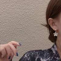 1 Pair Simple Style Flower Alloy Inlay Artificial Diamond Women's Ear Studs sku image 1