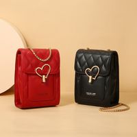 Women's Pu Leather Heart Shape Solid Color Fashion Square Buckle Phone Wallet Crossbody Bag Chain Bag main image 5