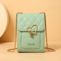 Women's Pu Leather Heart Shape Solid Color Fashion Square Buckle Phone Wallet Crossbody Bag Chain Bag sku image 1