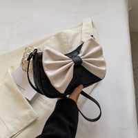 Women's Small Spring&summer Pu Leather Solid Color Fashion Bowknot Square Flip Cover Underarm Bag sku image 1