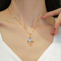 Fashion Palm Heart Shape Stainless Steel Copper Plating Inlay Artificial Diamond Pendant Necklace 1 Piece main image 3