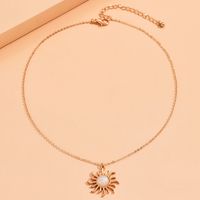 1 Piece Fashion Sun Alloy Plating Inlay Artificial Pearls Women's Pendant Necklace main image 3