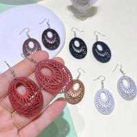 1 Pair Fashion Oval Wood Carving Women's Drop Earrings main image 5