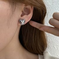 1 Pair Simple Style Heart Shape Metal Women's Ear Studs main image 6