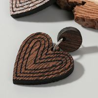 1 Pair Retro Heart Shape Wood Handmade Women's Drop Earrings main image 3