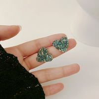1 Pair Retro Heart Shape Alloy Natural Stone Plating Artificial Gemstones Valentine's Day Women's Ear Studs main image 2