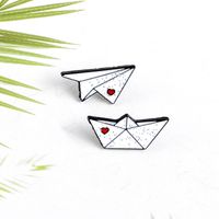 Fashion Heart Shape Paper Airplane Ship Alloy Enamel Plating Unisex Brooches main image 2