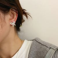 1 Pair Fashion Bow Knot Plastic Resin Inlay Artificial Diamond Women's Ear Studs main image 2