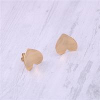 Fashion Heart Shape Titanium Steel Plating Ear Studs 1 Pair main image 4