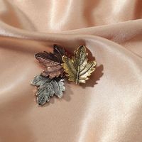 Retro Maple Leaf Alloy Plating Women's Brooches main image 3