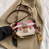 Women's Small Pu Leather Color Block Fashion Square Lock Clasp Crossbody Bag sku image 1