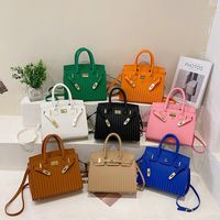Women's Medium All Seasons Pu Leather Solid Color Fashion Square Magnetic Buckle Handbag main image 4