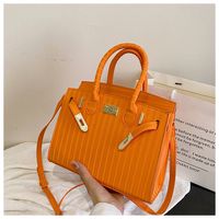 Women's Medium All Seasons Pu Leather Solid Color Fashion Square Magnetic Buckle Handbag sku image 6