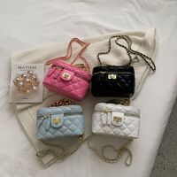 Women's All Seasons Pu Leather Solid Color Fashion Square Zipper Handbag main image 1